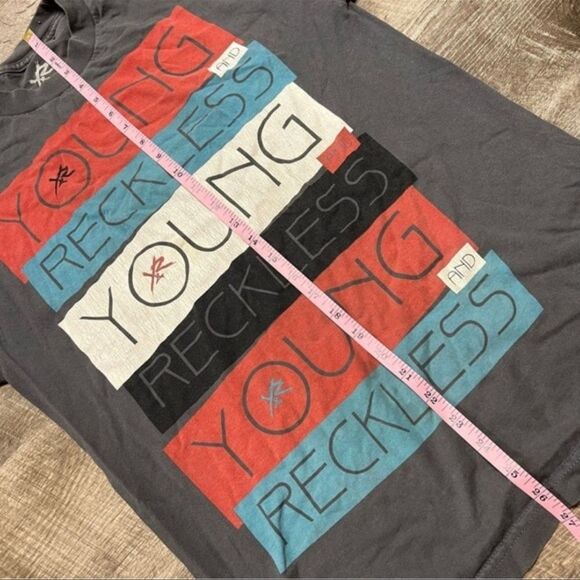 Young & Reckless Short Sleeve Shirt Size Medium - Picture 6 of 6